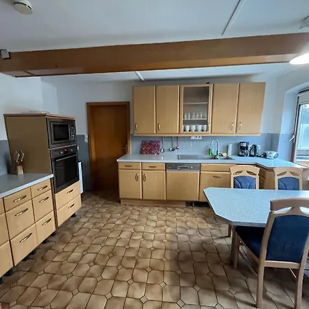 Helles 2 Bettzimmer * Jerrishoe